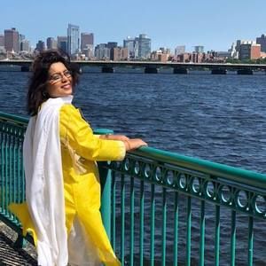 Meet your Posher, Sana